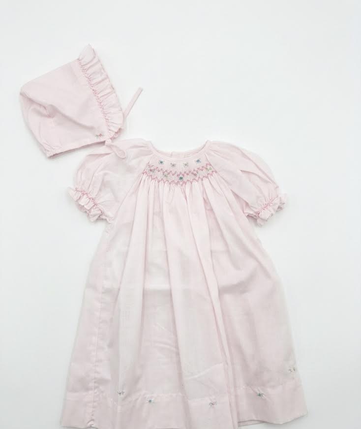 Petit Ami - Light Pink Smocked Pastel Rose Bud Gown With Bonnet