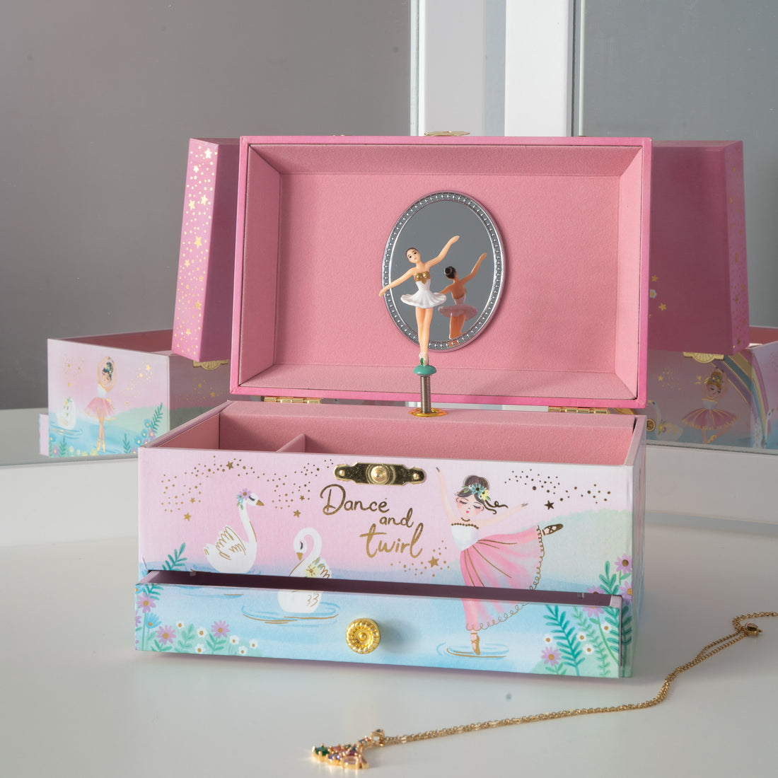 Giggle & Honey - Musical Jewelry Box