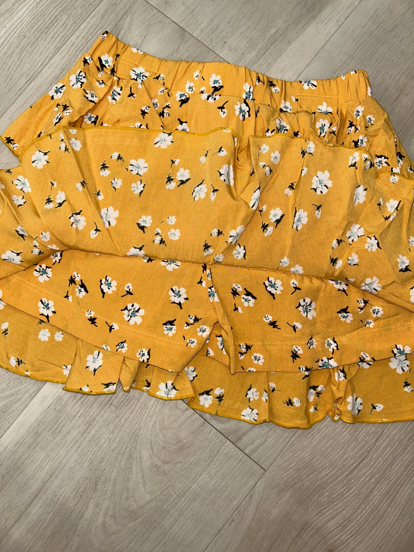 Joyous and Free - Tinsley Skort Gold French Daisy